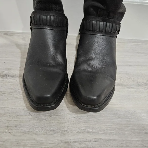 Black Western Cowboy Boots - Picture 9 of 12